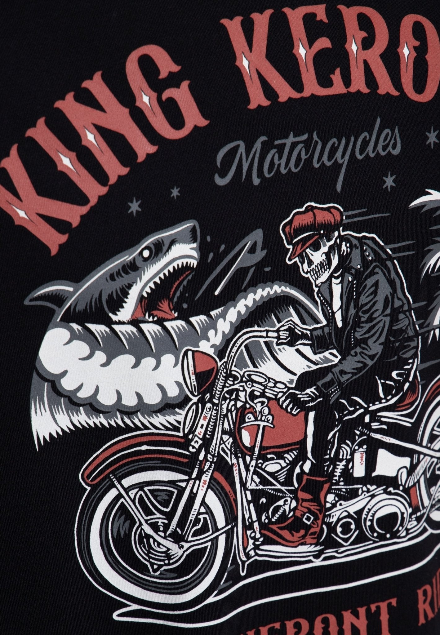 Camiseta King Kerosin Beachfront Riders Negra - Imagen 4