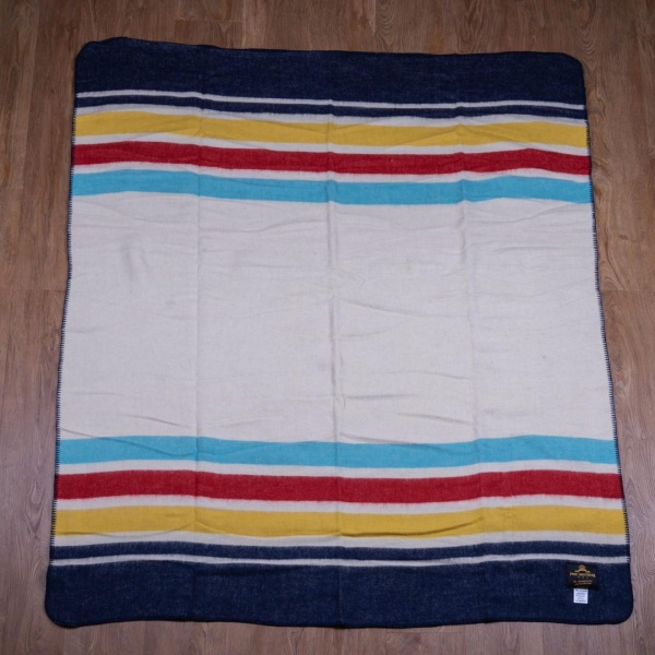 1969 Hudson blanket ecru