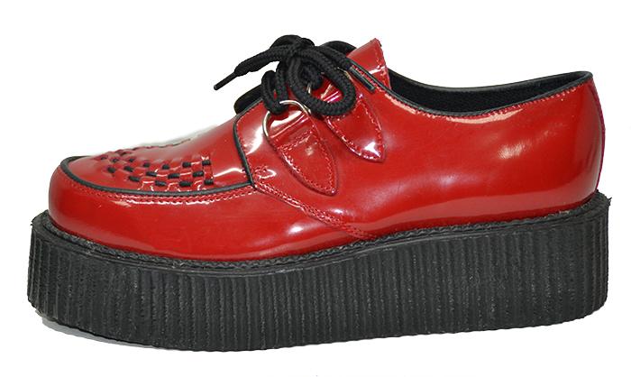 Double creeper interlaced, lace shoe. Red box leather.